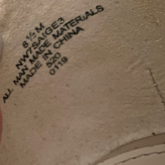 Nine West tan flats - Picture 2 of 4